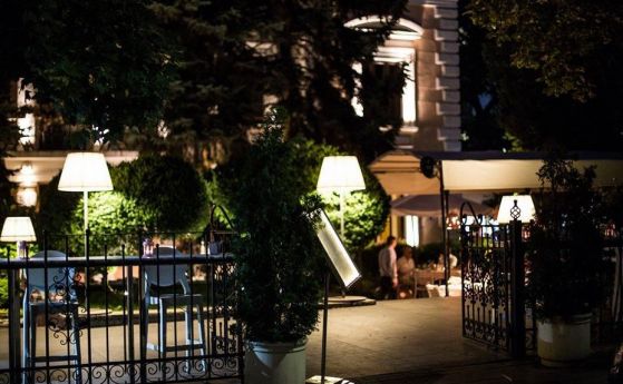  Сидеров и Каракачанов на среща в Къщата с часовника 