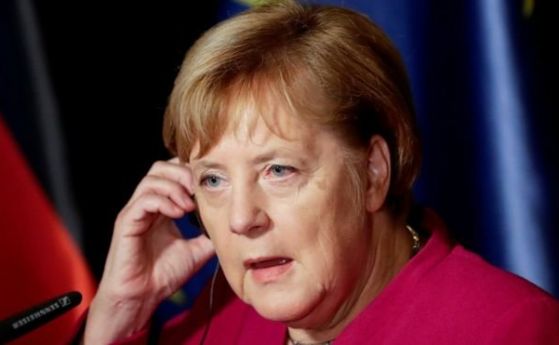 Меркел няма да се кандидатира отново за лидер на партията си