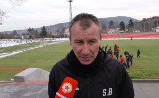 Доскорошният треньор на ЦСКА Стамен Белчев очаква назначение през зимата