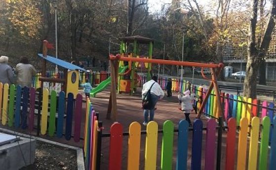 126 детски площадки във всички райони на София ще бъдат
