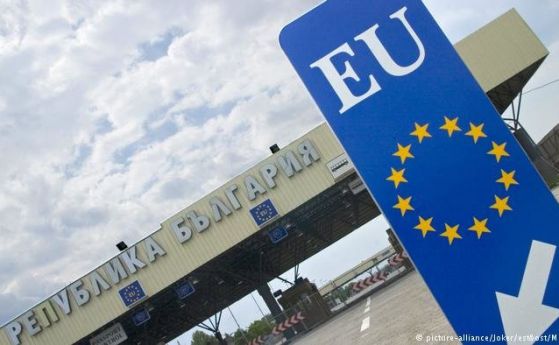 България и другите: доходният бизнес с европейски паспорти