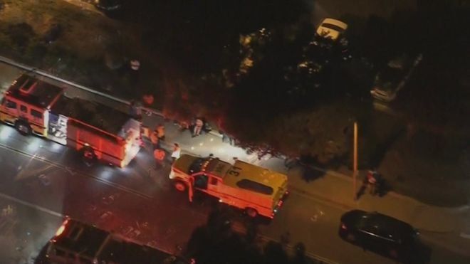 Най-малко шестима души са ранени при стрелба в бар в