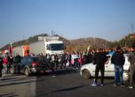 Протестът в Благоевград прерасна в гражданско неподчинение, камион се вряза в тълпата