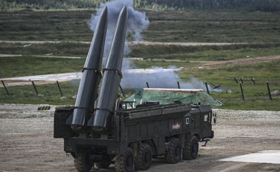  Сенатори оферират Русия да употребява нуклеарно оръжие и при офанзива с неядрено 
