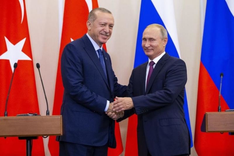 Руският президент Владимир Путин обсъди по телефона с турския държавен