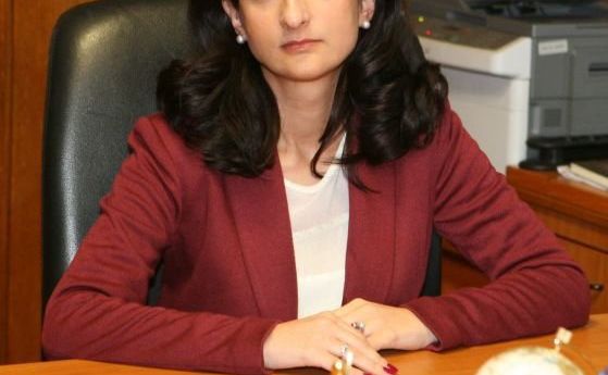 Карина Караиванова напуска КФН и отива в Европейската банка за възстановяване и развитие