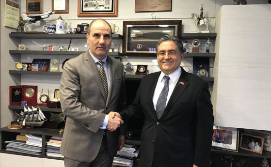 Цветан Цветанов се срещна с турския посланик