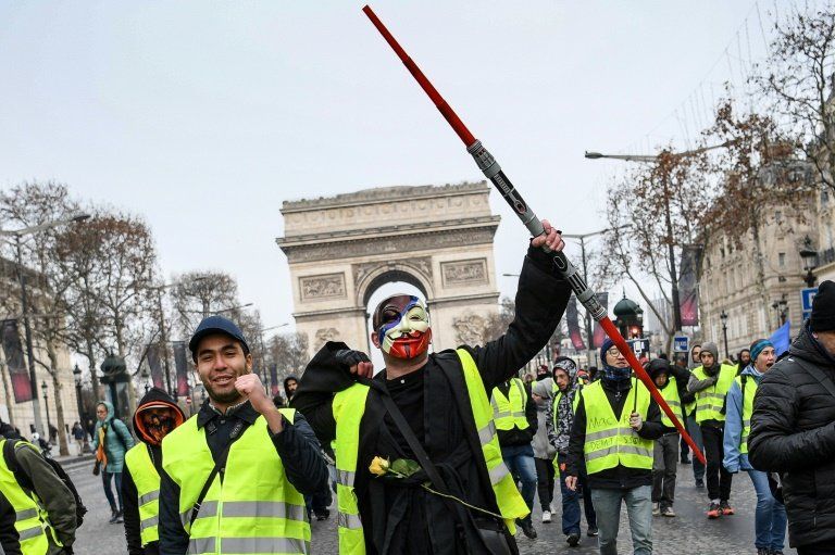 21 души са задържани във френската столица преди протестите на