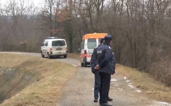 Тефтер е открит до тялото на починалия началник на КАТ-Казанлък