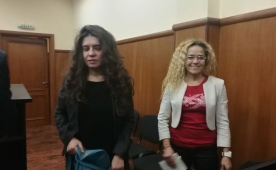  Съдът пусна под домакински арест Десислава Иванчева и Биляна Петрова 