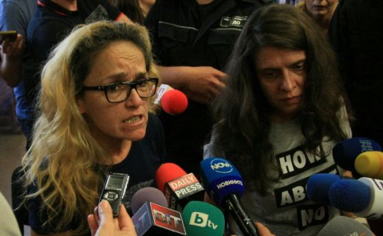  Освободиха Десислава Иванчева и Биляна Петрова от ареста 