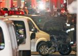 Мъж се вряза с кола сред празнуващи в Токио минути след полунощ