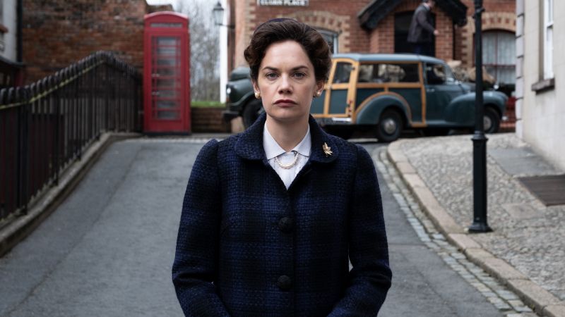 Завладяващата драма в три части Госпожа Уилсън е вдъхновена от