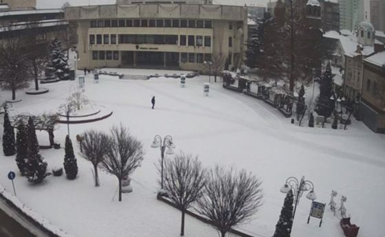 Температурата в Севлиево падна до минус 17 градуса