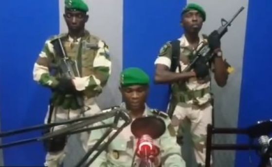 Преврат в Габон - войници превзеха радиото