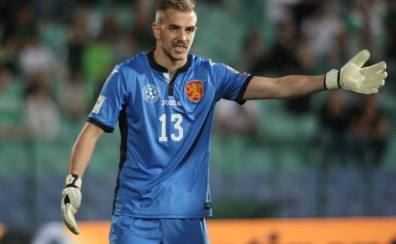 Националният вратар Пламен Илиев вече е футболист на Лудогорец похвалиха