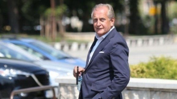 Основният акционер на БТК Спас Русев купува Telekom Albania чрез