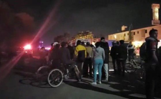  Екскплозия на нефтопровод в Мексико, десетки жертви и ранени 