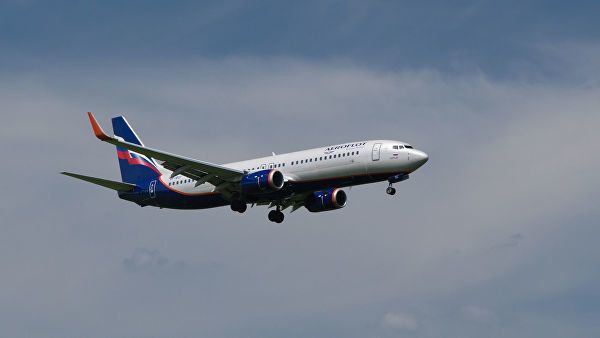 Пътник опита да отвлече самолет, летящ от Сургут за Москва.