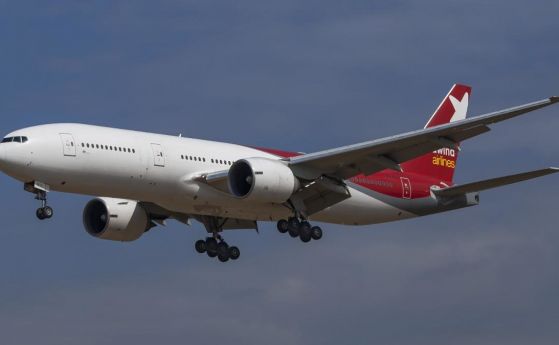 Руски пътнически самолет кацна мистериозно във венецуелската столица Каракас   Самолетът