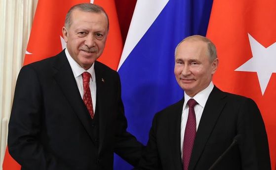 Ердоган и Путин заедно и на театър