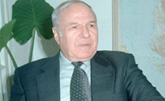 Поклонението пред Тодор Кавалджиев вицепрезидент от 1997 до 2002 г