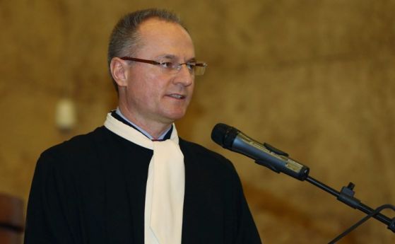  Лозан Панов упорства шефът на Апелативния спецсъд да бъде осъден поради делото 