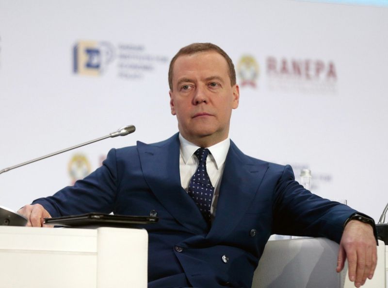 Руският премиер Дмитрий Медведев планира посещение в България в началото