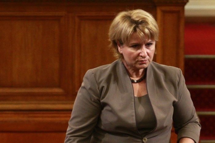 Председателят на Комисията за финансов надзор (КФН) Карина Караиванова ще
