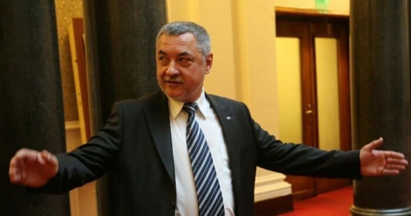 Лидерът на НФСБ и депутат от управляващата коалиция Валери Симеонов