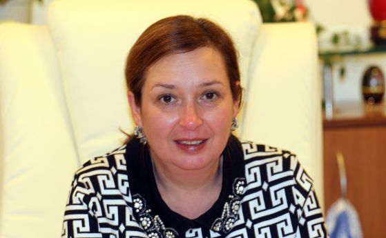 Зорница Русинова: Реформата в социалната сфера гарантира дългосрочна грижа и качество на услугите