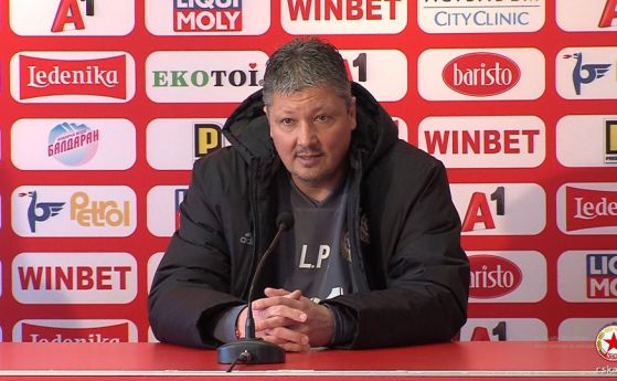 Треньорът на ЦСКА Любослав Пенев говори пред медиите преди мача