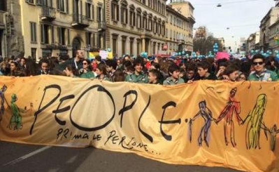 Десетки хиляди се включиха в нов антирасистки протест в Милано