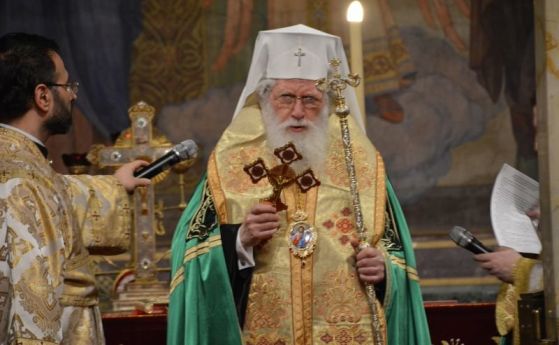 Патриарх Неофит: Делата на героите вдъхновяват усилията ни за възхода на България