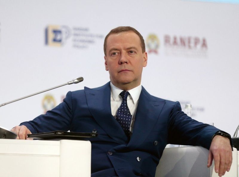Руският премиер Дмитрий Медведев пристига в България на двудневно посещение.