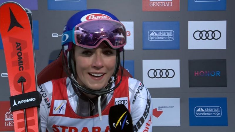 Американката Микаела Шифрин продължава да властва в алпийските ски и
