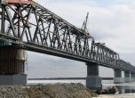 Русия и Китай съединиха моста над река Амур