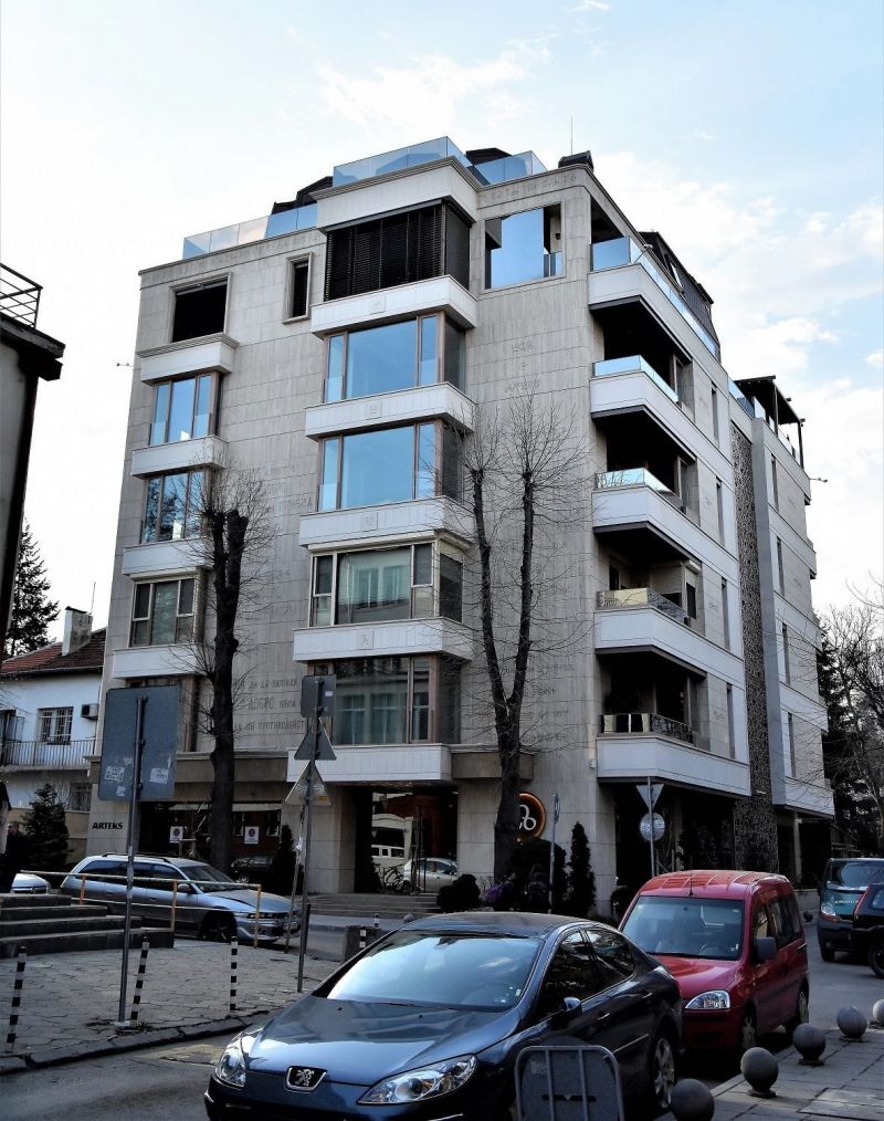 Антикорупционният фонд, който направи разкритията за евтините апартаменти на Цветан