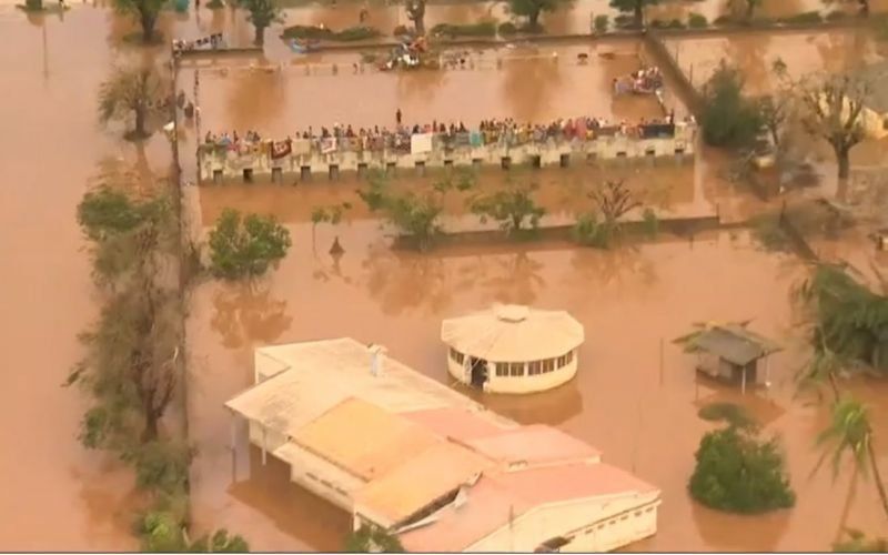 Официално потвърденият брой на жертвите от циклона Идай, който помете