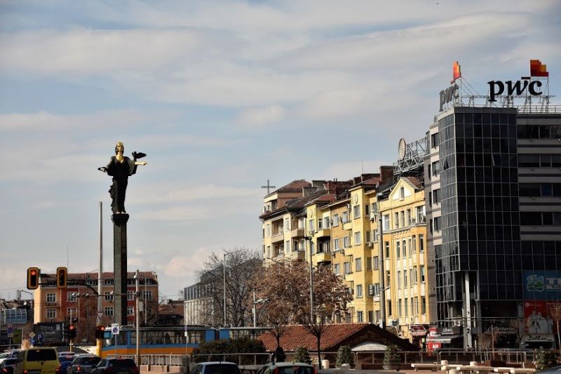 София празнува днес 140 години от обявяването си за столица