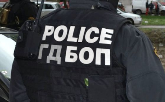 Спецакция в Димитровград, петима задържани за рекет и лихварство