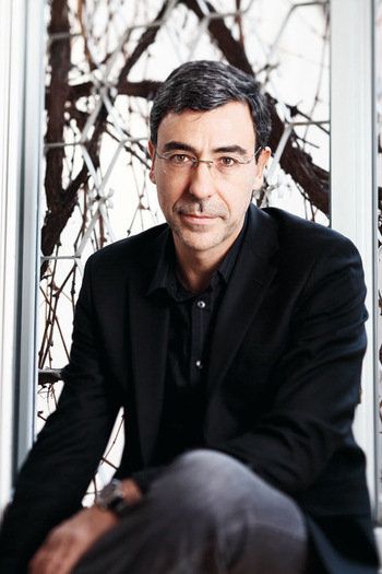 Вицепремиерът и министър на образованието в периода август 2005 -