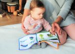 Все повече българи стават приемни родители, по-често вземат и деца с увреждания