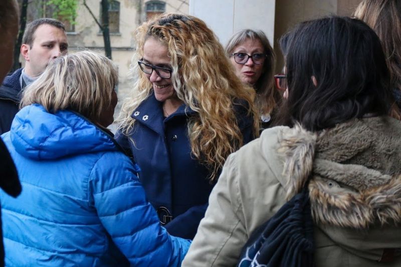 Над 5500 подписа внесоха поддръжниците на Десислава Иванчева в ЦИК,