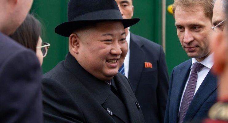 Севернокорейският лидер Ким Чен-ун пристигна с влак в далечния изток