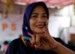 Най-мащабните избори в Индонезия взеха 270 жертви, издъхнали от преумора