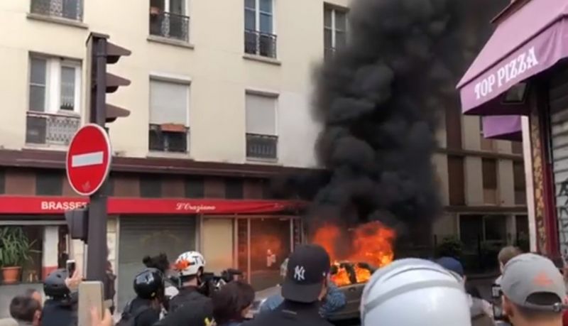 Първомайските демонстрации в Париж ескалираха до безредици по улиците на