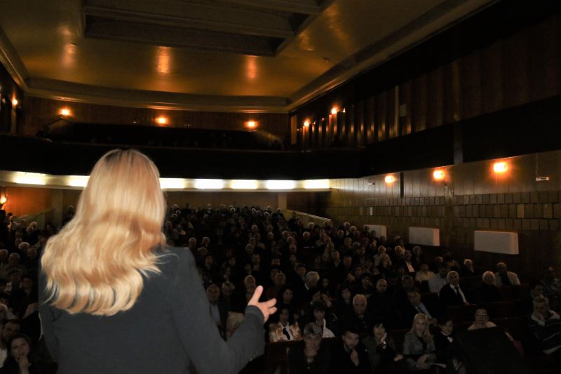 Добрата новина е, че бандата на ГЕРБ си отиват. Това