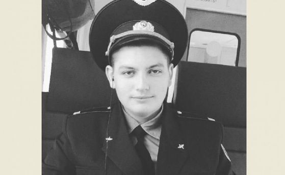 Стюард загина в опит да спаси хората от горящия самолет в Москва