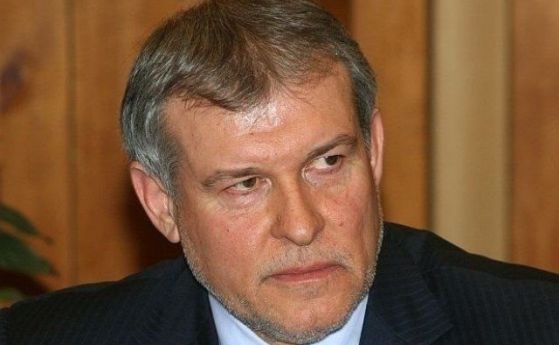 СДС определи Тафров като политически джебчия, сезира ЦИК